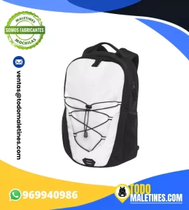Somos Fabricantes de Mochilas porta laptops: calidad y personalización para tu empresa. 33 Mochila_portalaptop_26